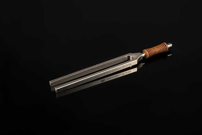 DIAPASON SONIC ENERGY THERAPHY SIDERAL MOON, 227.43 HZ / A3#, 20.57 CM, FABRICATION ARTISANALE, ACIER INOXYDABLE