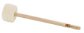 Mailloche en bois, feutre naturel épais, manche court, 21cm. Fabriqué en Inde.