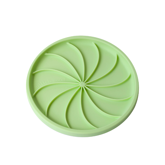 wheelies lick mat & lid | honeydew